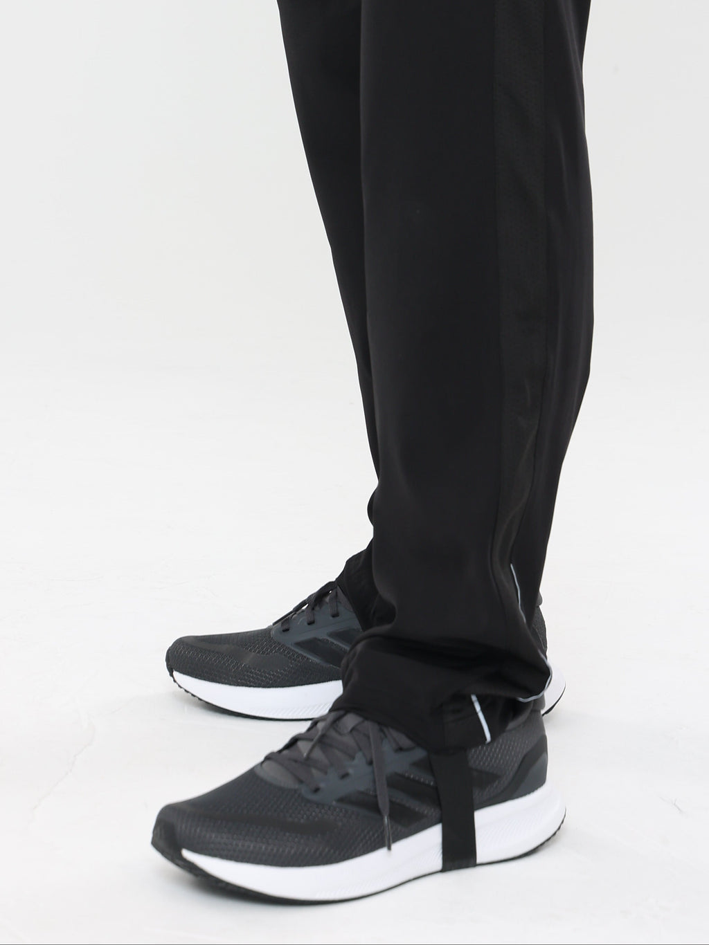 THE RIDE TROUSER